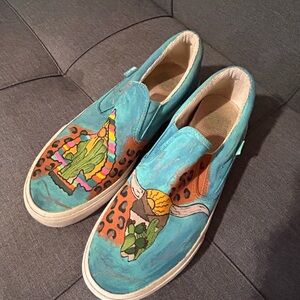 DC Cream and Tan Slip-On Shoes